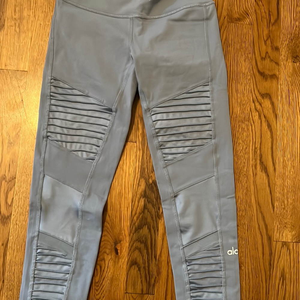 ALO LEGGINGS